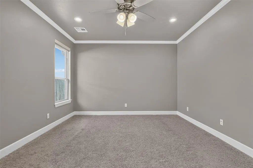Photo 18 — 3032 Drake Crest Drive, Edmond, OK 73034