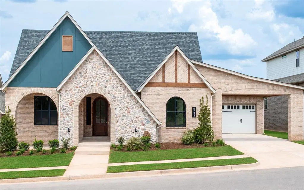 Front exterior — 6233 Duncan Farm Road, Edmond, OK 73034