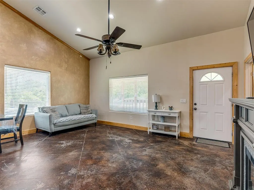 Photo 9 — 9606 Benny Bruce Street, Norman, OK 73026