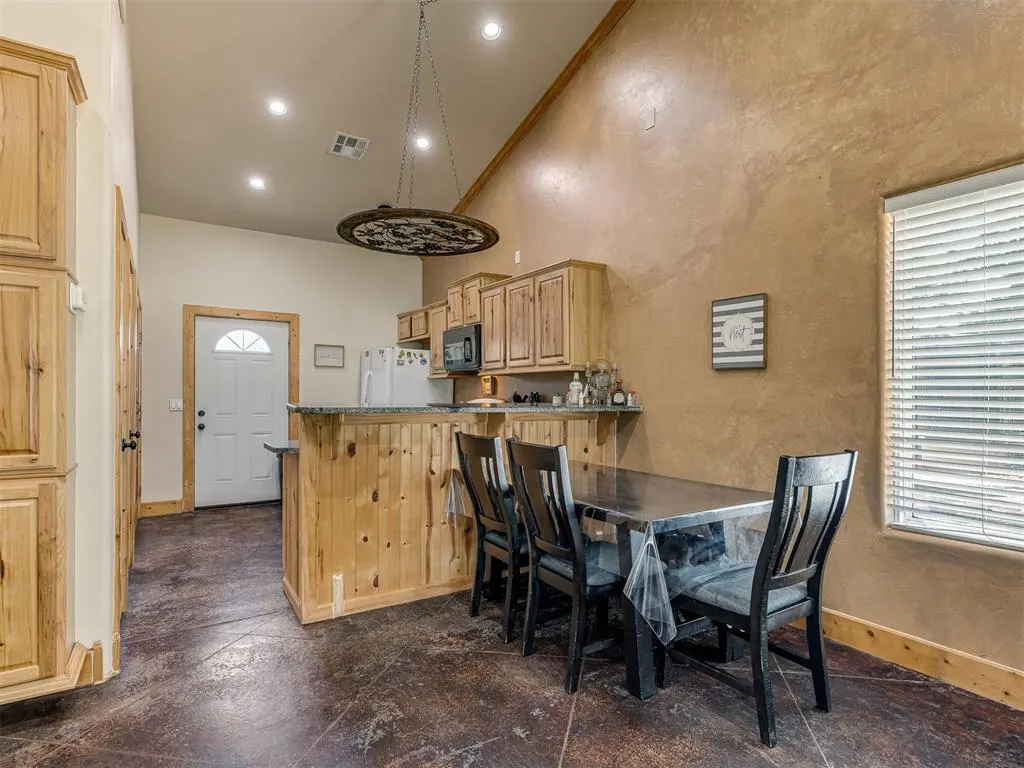 Photo 11 — 9606 Benny Bruce Street, Norman, OK 73026