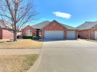 Sold home at 7412 NW 134th Street