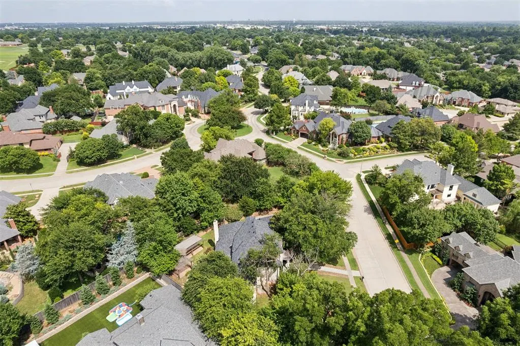 Photo 3 — 4705 Manor Hill Drive, Norman, OK 73072