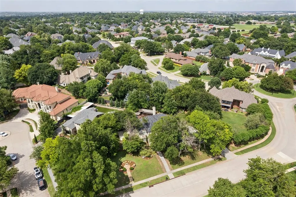 Photo 4 — 4705 Manor Hill Drive, Norman, OK 73072