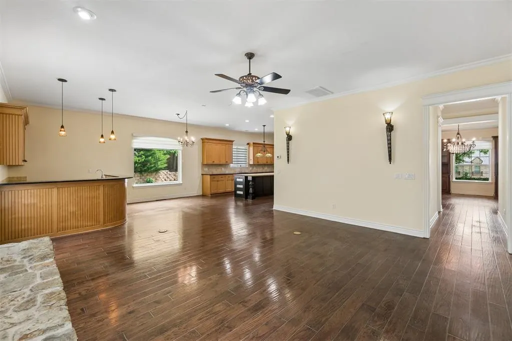 Photo 11 — 4705 Manor Hill Drive, Norman, OK 73072