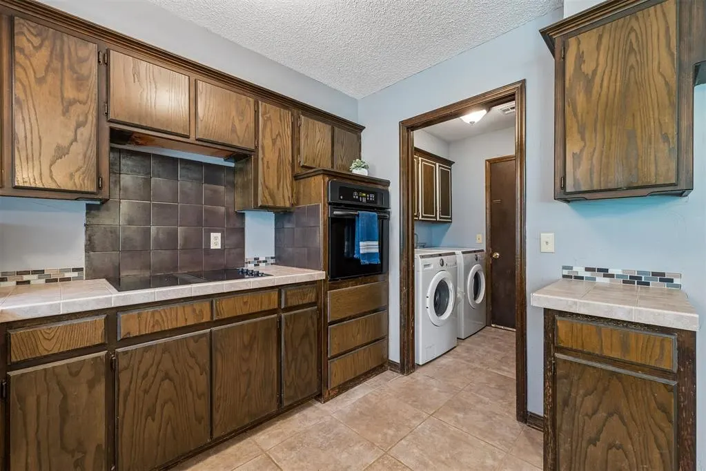 Photo 14 — 2624 NW 115th Street, Oklahoma City, OK 73120