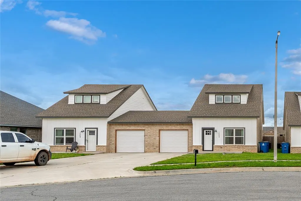 Front exterior — 1664 Comice Drive, Newcastle, OK 73065