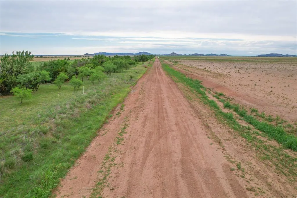 Photo 11 — NA, Hobart, OK 73651