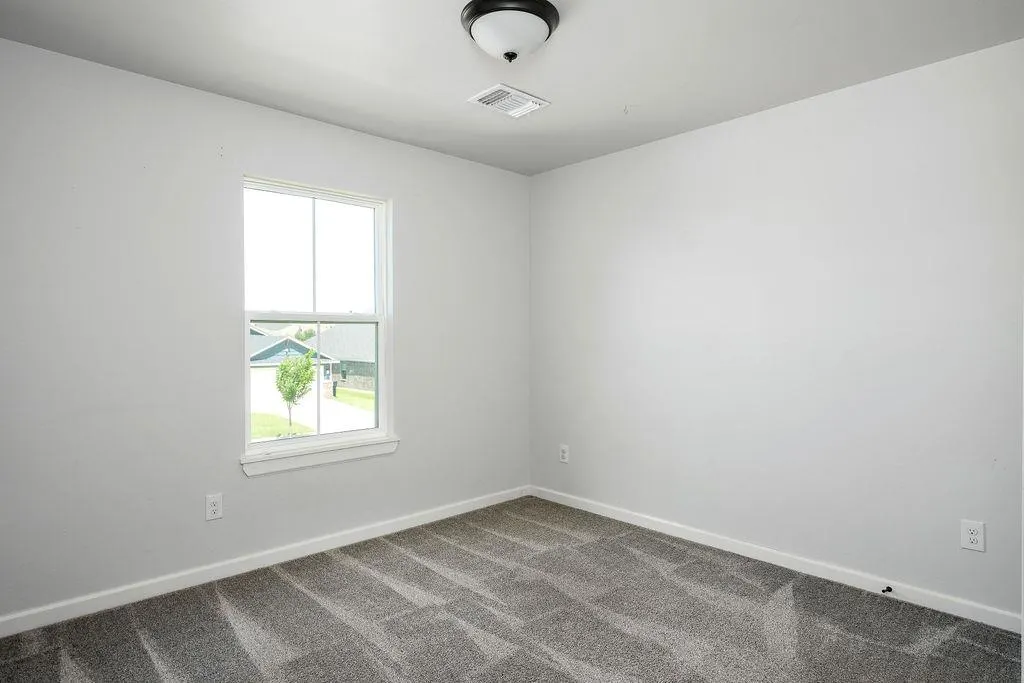 Photo 35 — 800 Firefork Avenue, Yukon, OK 73099