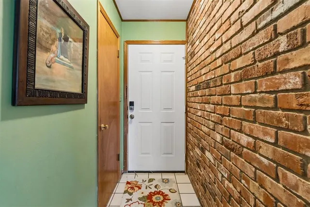 Photo 4 — 10108 Haverhill Place, Oklahoma City, OK 73120