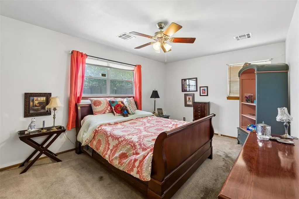 Photo 16 — 10108 Haverhill Place, Oklahoma City, OK 73120