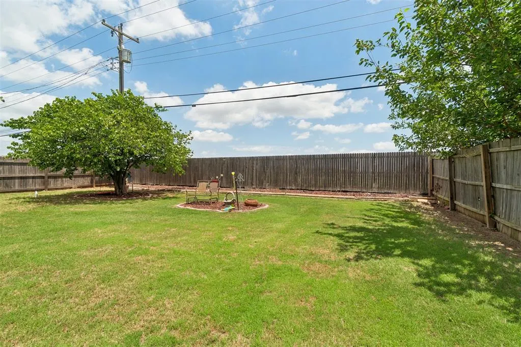 Photo 32 — 10108 Haverhill Place, Oklahoma City, OK 73120