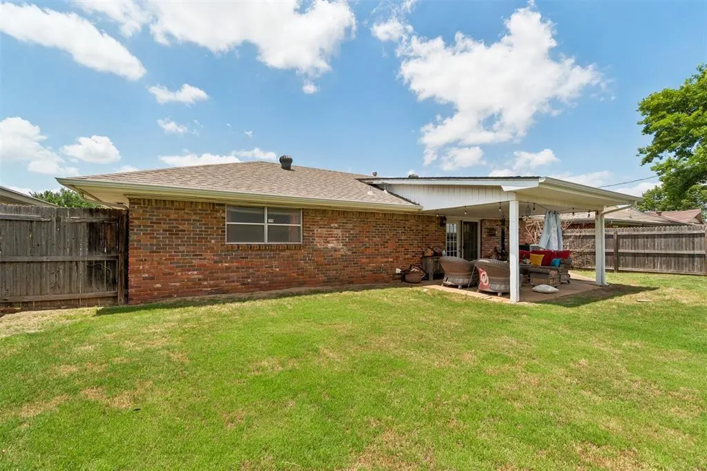 Photo 33 — 10108 Haverhill Place, Oklahoma City, OK 73120