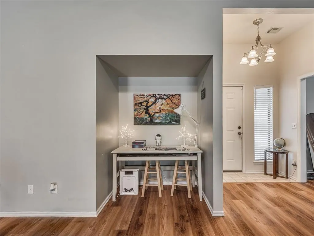 Photo 9 — 410 Harvest Hills, Harrah, OK 73045