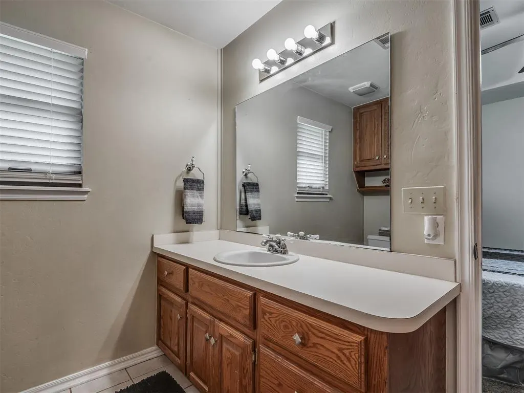 Photo 23 — 410 Harvest Hills, Harrah, OK 73045