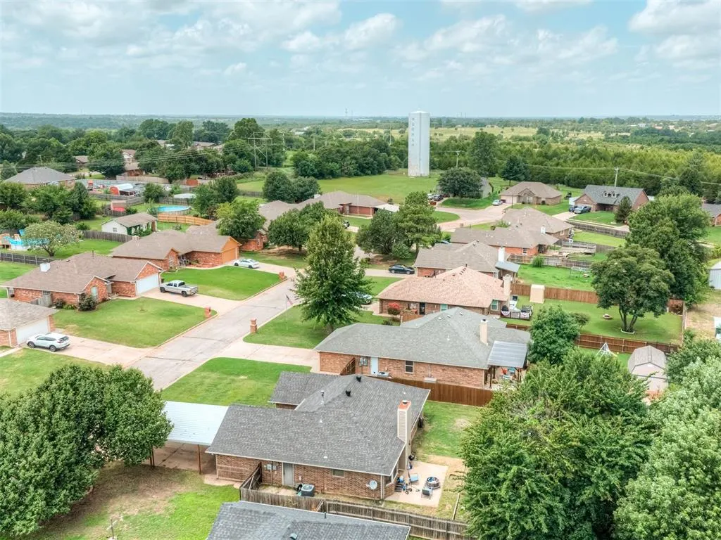 Photo 39 — 410 Harvest Hills, Harrah, OK 73045