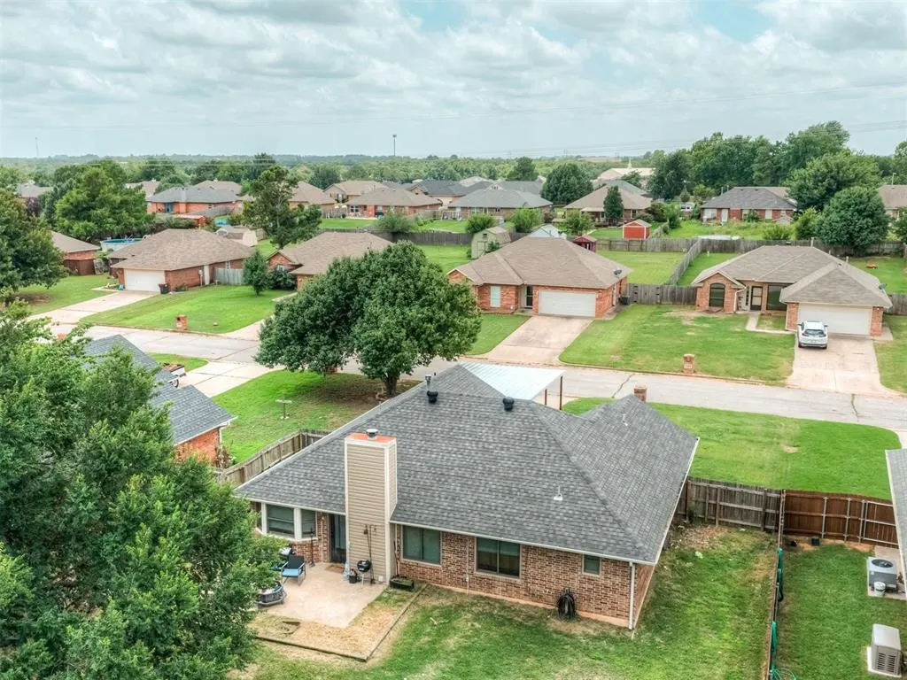Photo 40 — 410 Harvest Hills, Harrah, OK 73045