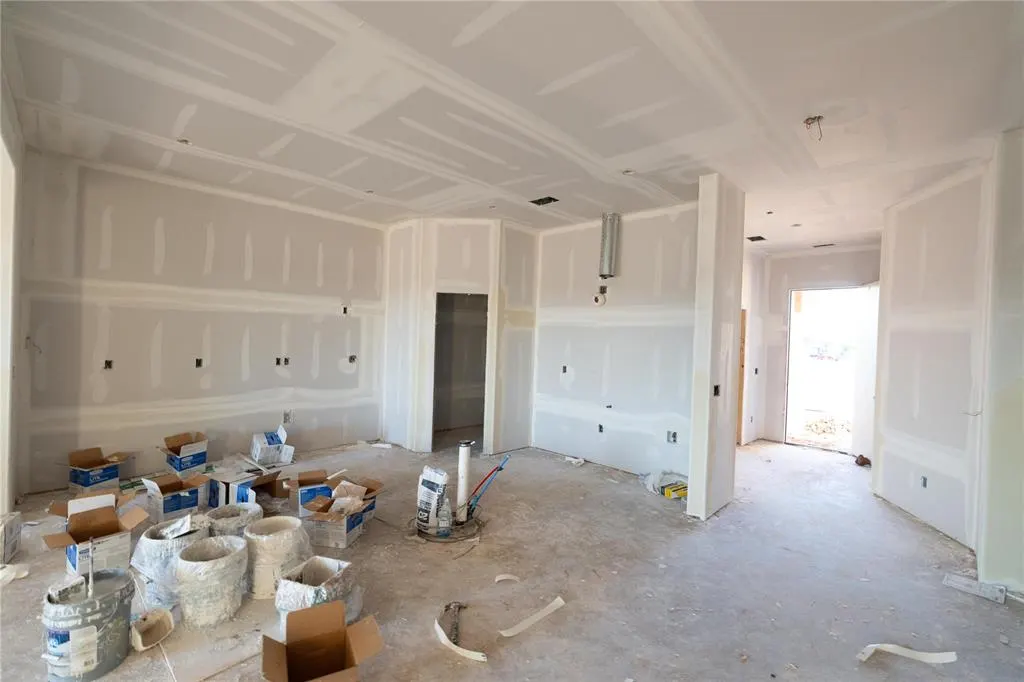 Photo 6 — 808 Peony Place, Edmond, OK 73034