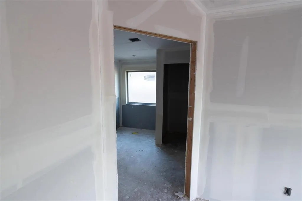 Photo 8 — 808 Peony Place, Edmond, OK 73034