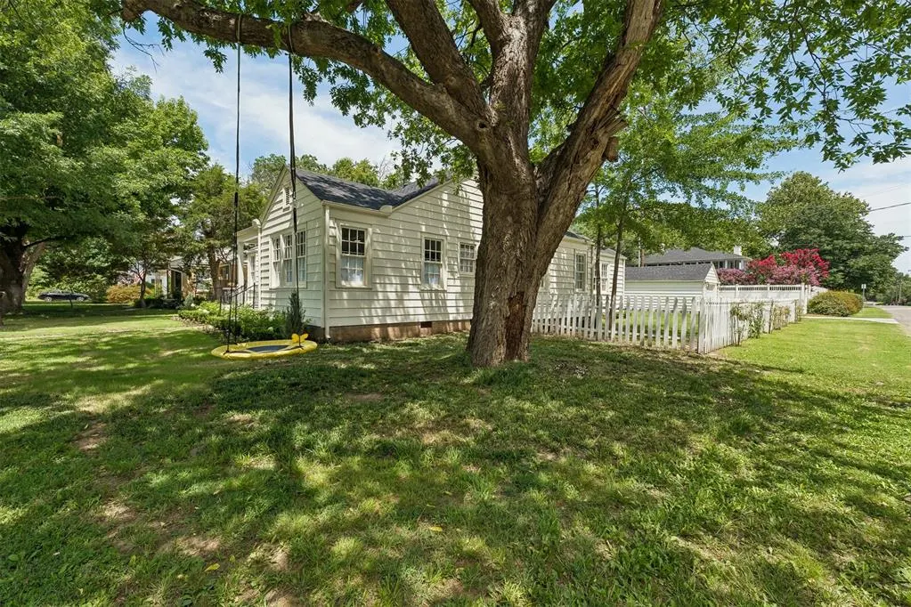 Photo 37 — 643 Okmulgee Street, Norman, OK 73071