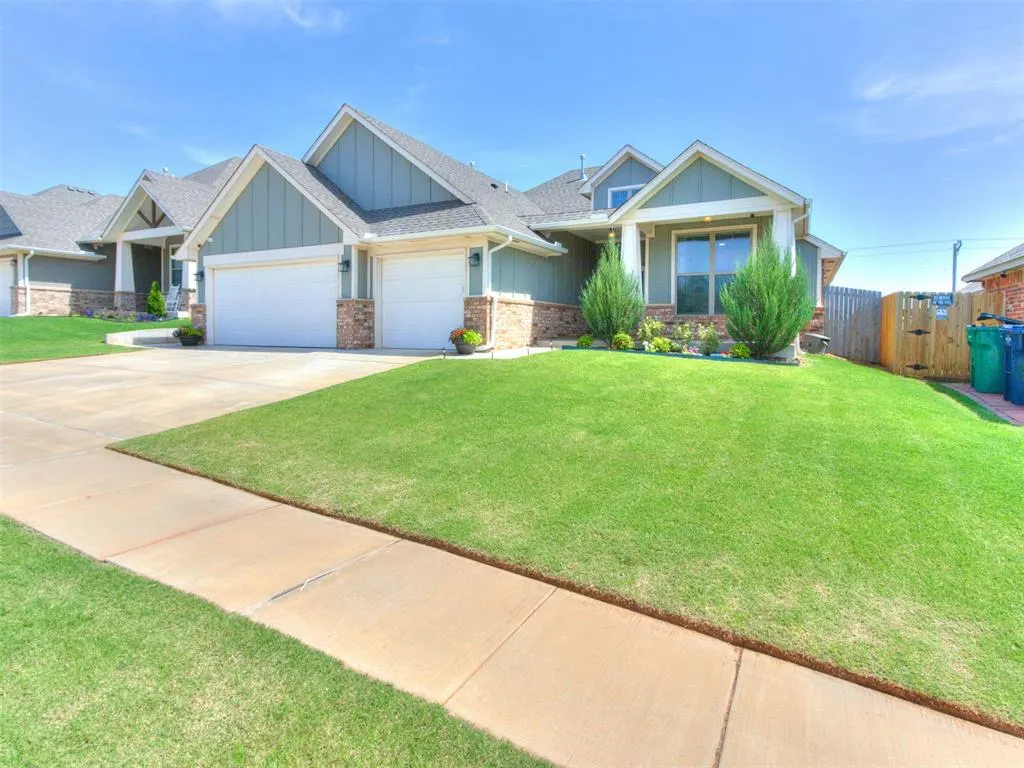 Photo 3 — 9332 SW 44th Terrace, Oklahoma City, OK 73179