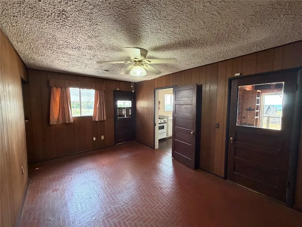 Photo 27 — 15655 Sooner Avenue, Maysville, OK 73057