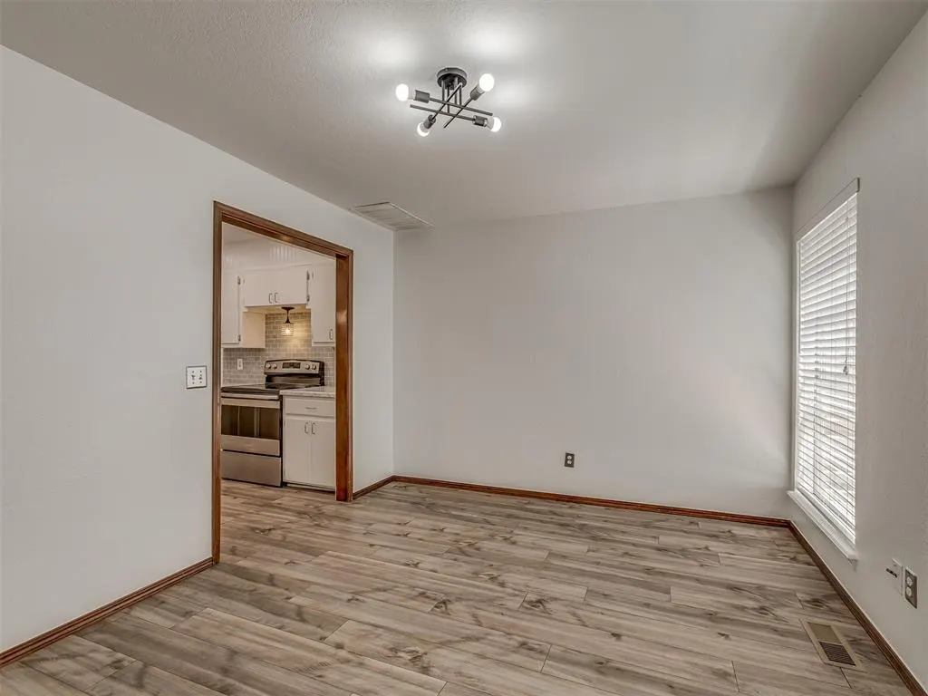 Photo 10 — 321 Timberwind Road, Edmond, OK 73034