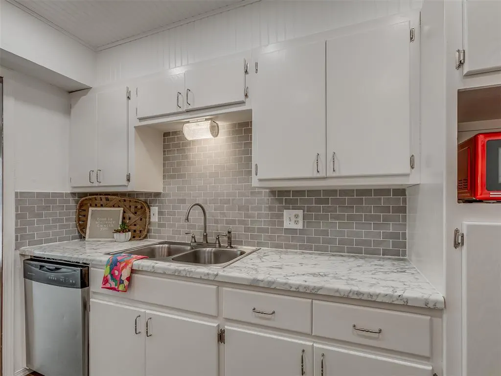 Photo 14 — 321 Timberwind Road, Edmond, OK 73034