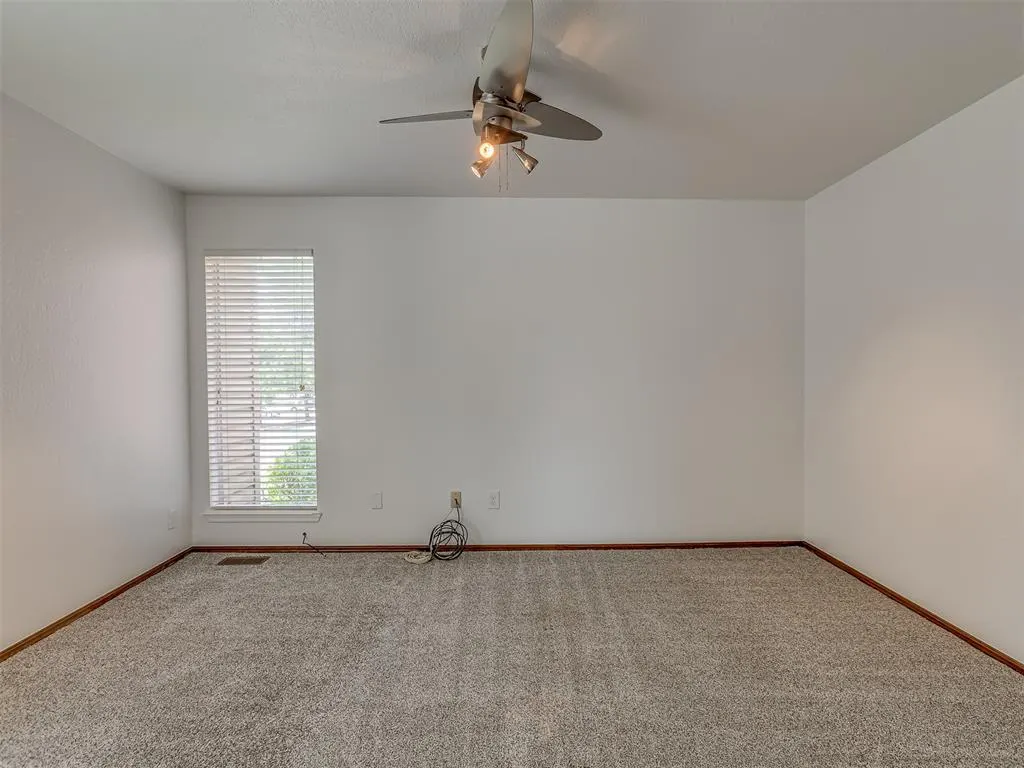 Photo 17 — 321 Timberwind Road, Edmond, OK 73034
