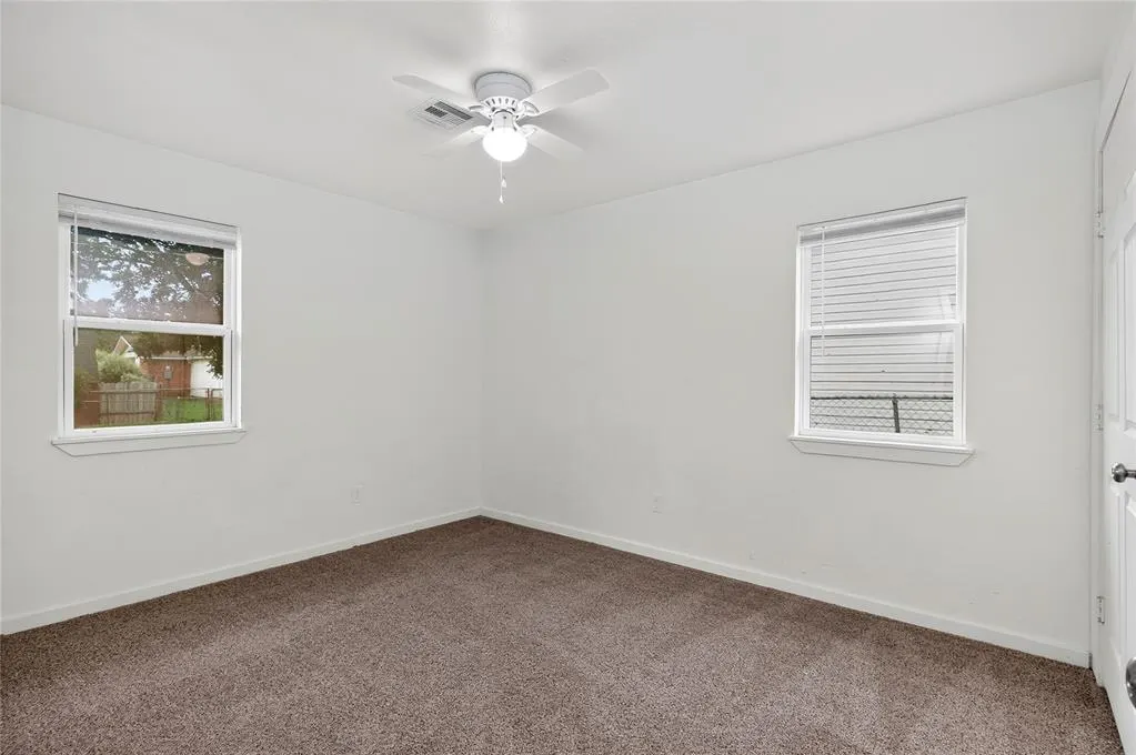 Photo 23 — 208 Maple Street, Elgin, OK 73538