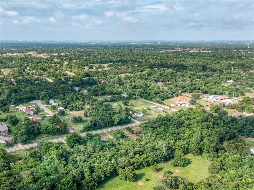Photo 7 — 10117 NE 36th Street, Spencer, OK 73084