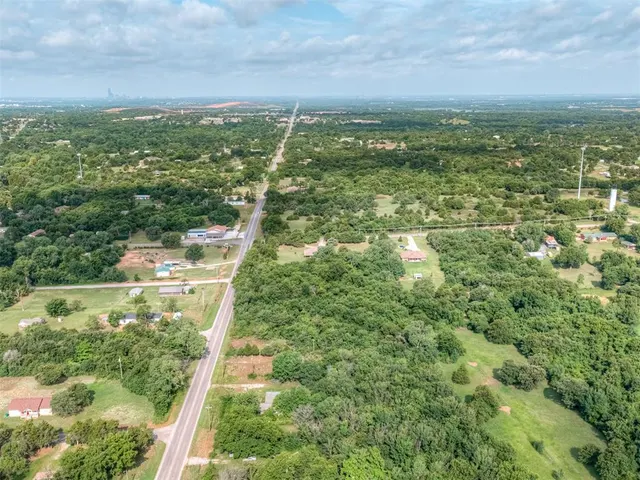 Photo 8 — 10117 NE 36th Street, Spencer, OK 73084