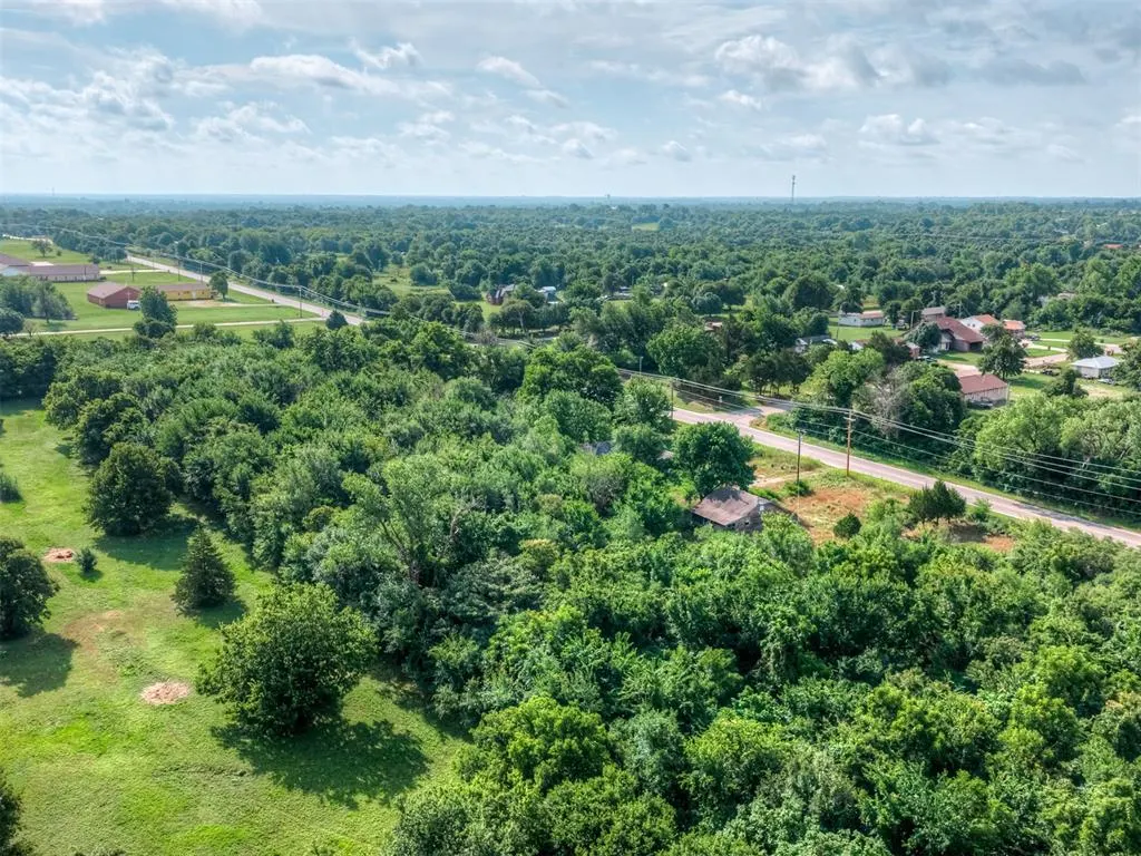 Photo 13 — 10117 NE 36th Street, Spencer, OK 73084