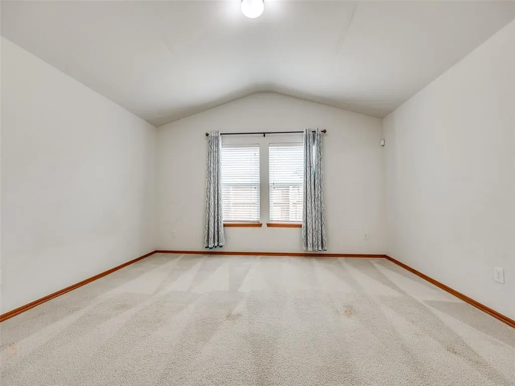 Photo 14 — 2621 NW 183rd Street, Edmond, OK 73012