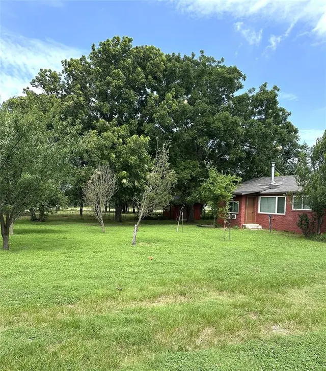 Photo 5 — 7688 E 129 Road, Holdenville, OK 74848