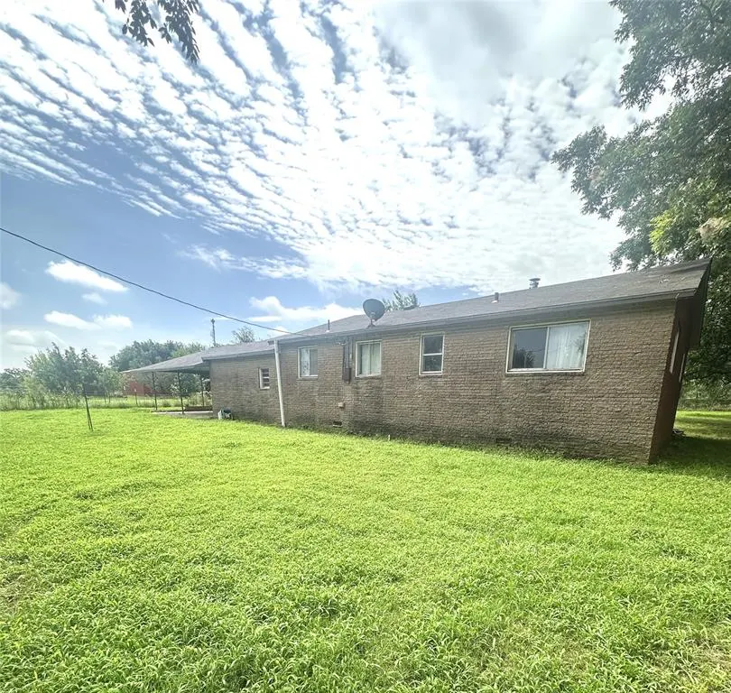 Photo 6 — 7688 E 129 Road, Holdenville, OK 74848
