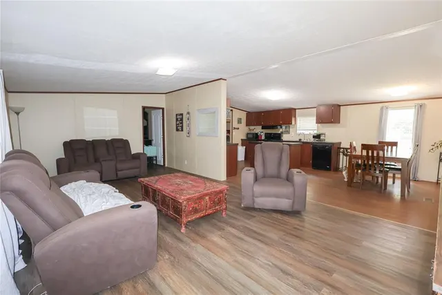 Photo 5 — 2047 County Road 1300 Road, Blanchard, OK 73010