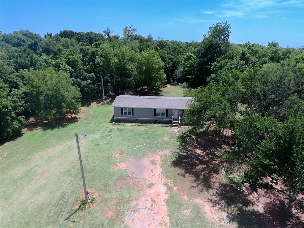 Photo 35 — 2047 County Road 1300 Road, Blanchard, OK 73010