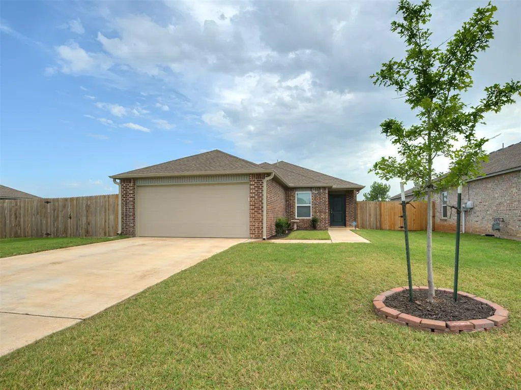 Photo 4 — 1410 Madison Avenue, Shawnee, OK 74804