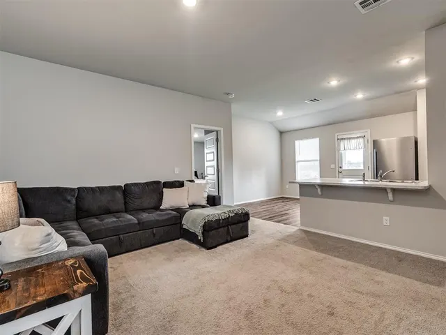 Photo 5 — 1410 Madison Avenue, Shawnee, OK 74804