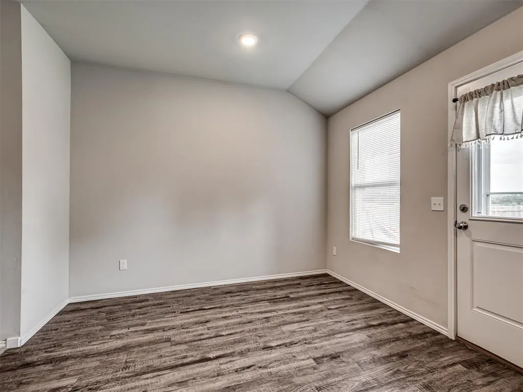 Photo 14 — 1410 Madison Avenue, Shawnee, OK 74804