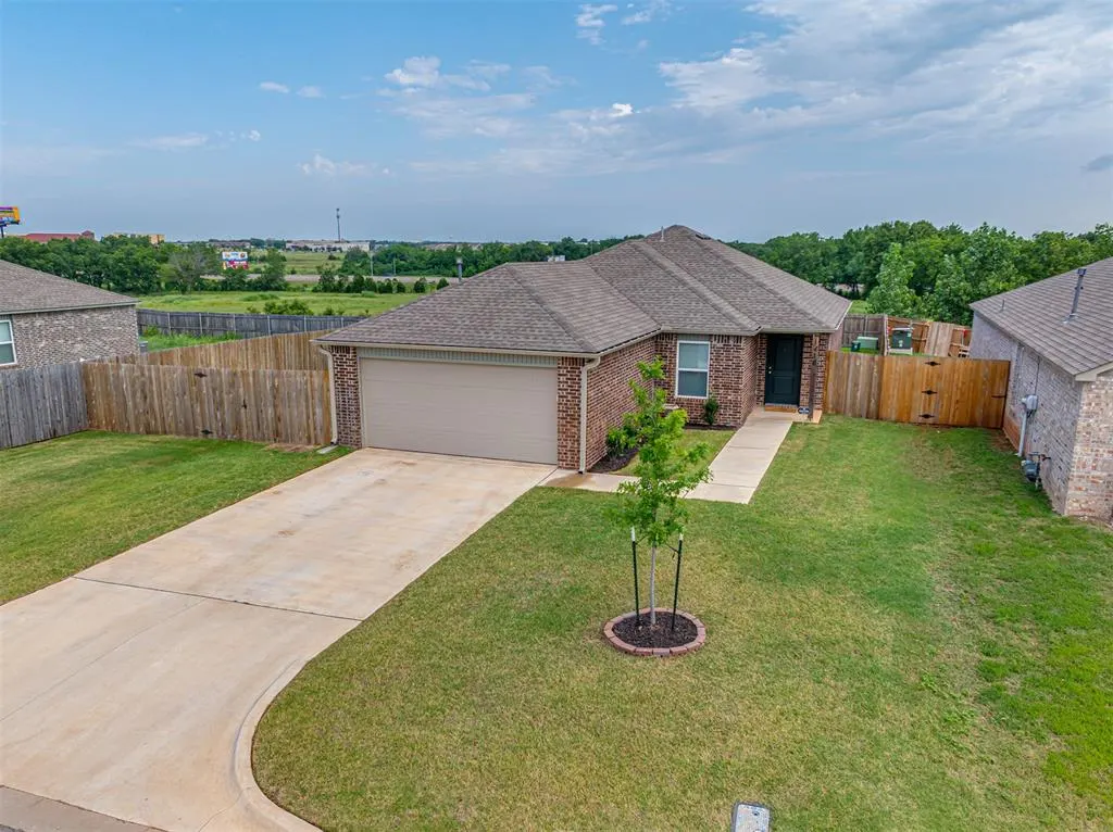 Photo 31 — 1410 Madison Avenue, Shawnee, OK 74804