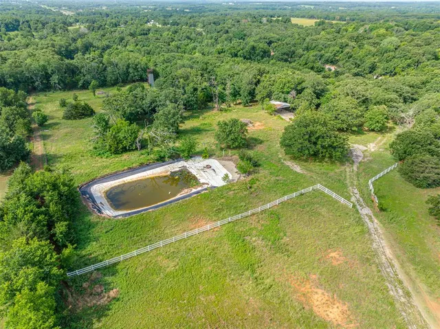Photo 4 — 343129 E 1020 Road, Meeker, OK 74855