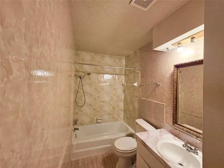 Photo 8 — 401 SE 12th Avenue 143, Norman, OK 73071
