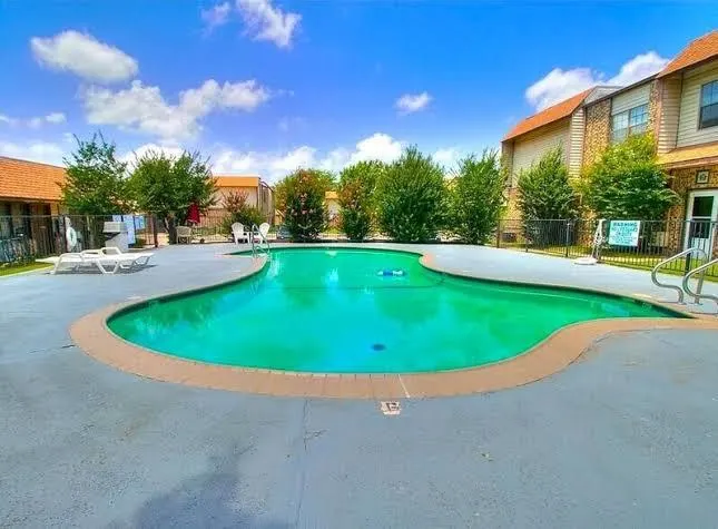Photo 10 — 401 SE 12th Avenue 143, Norman, OK 73071