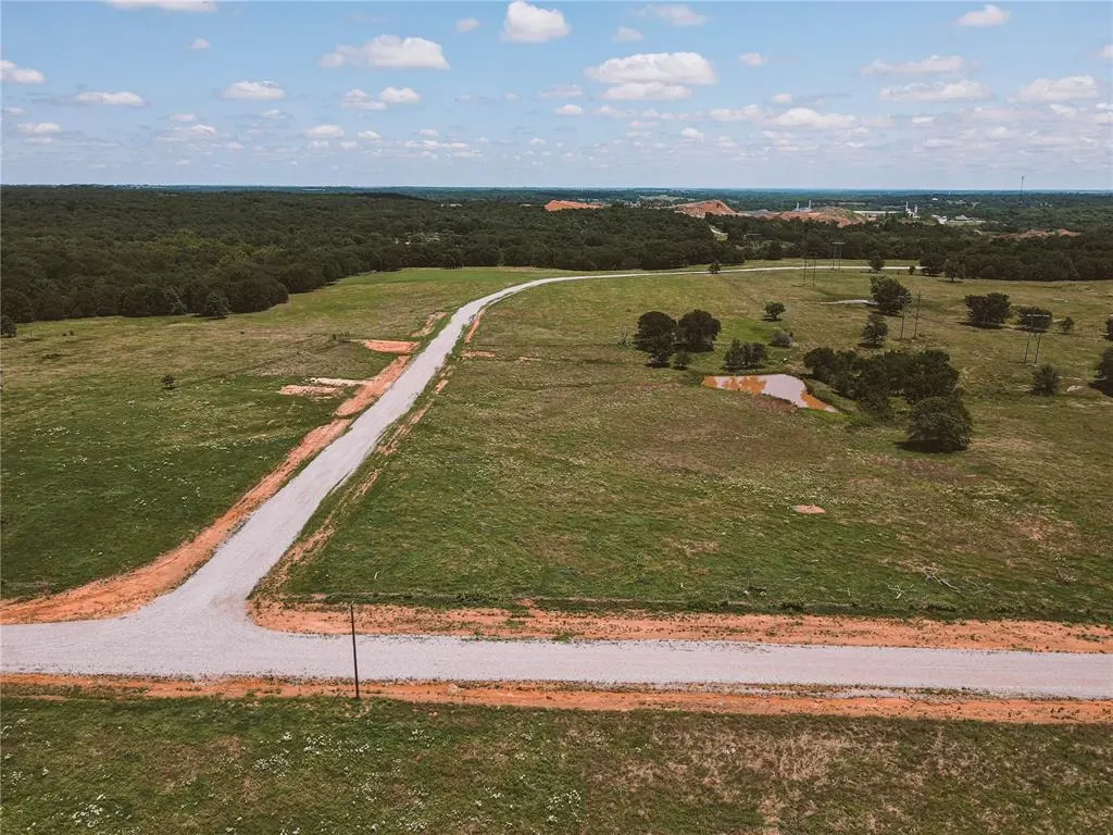 Front exterior — Huntington Trails Lot 41 Block 1 Street, Wewoka, OK 74884