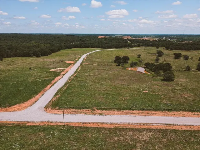 Photo 4 — Huntington Trails Lot 37 Block 1 Street, Wewoka, OK 74884