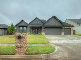 Sold home at 9209 NW 84th Terrace