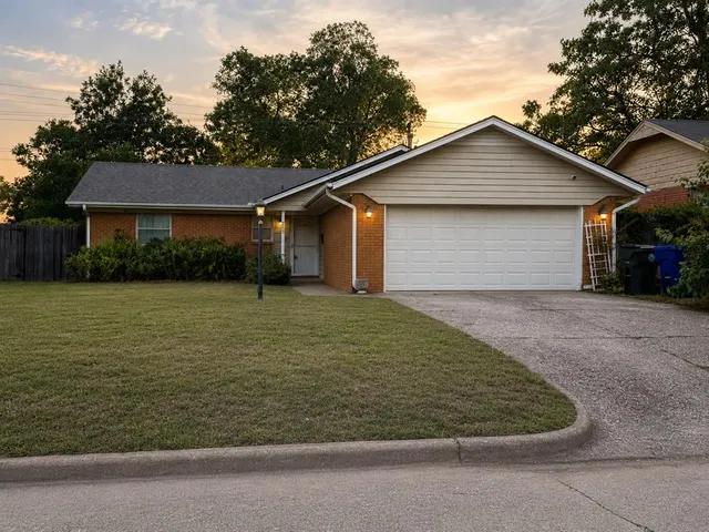 Front exterior — 713 Juniper Avenue, Midwest City, OK 73130