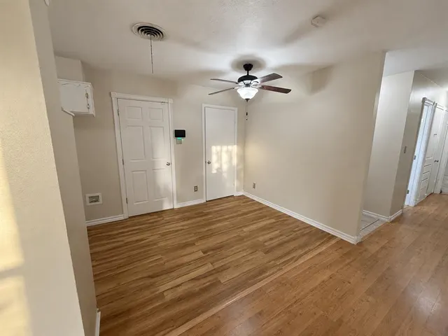 Photo 5 — 713 Juniper Avenue, Midwest City, OK 73130