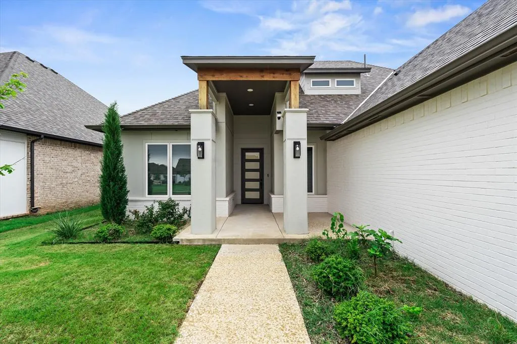 Photo 6 — 15805 Capri Lane, Edmond, OK 73013